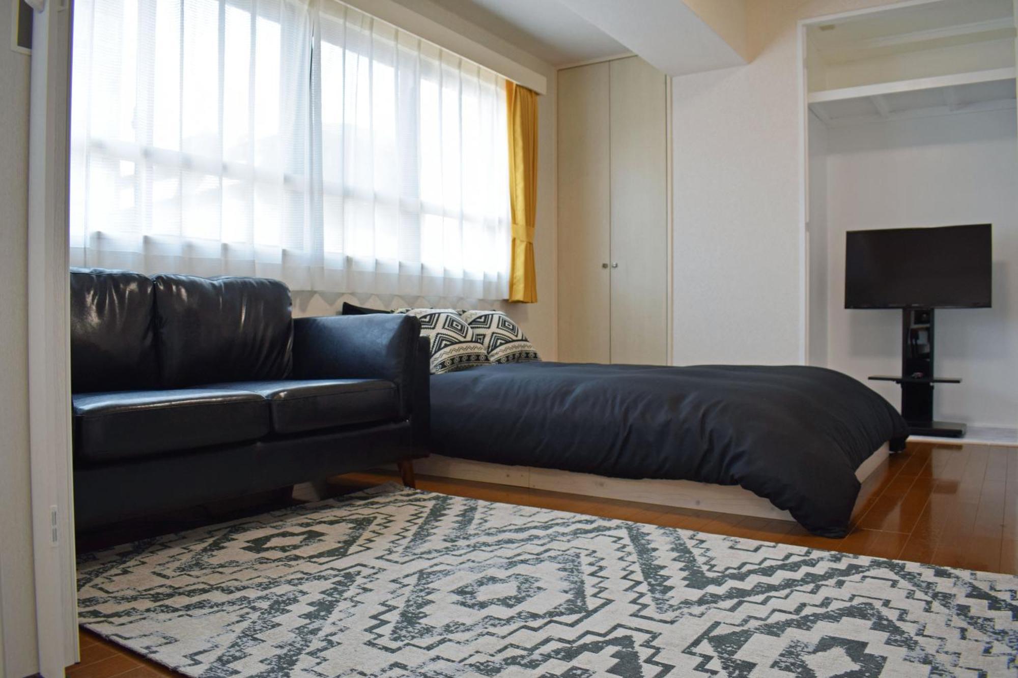 Ryogoku Apartment *
